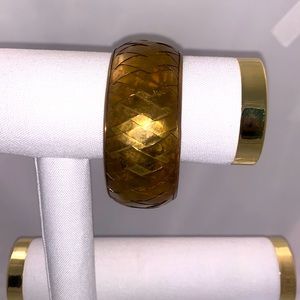 Vintage brass basket weave bangle